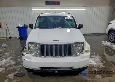 2012 Jeep Liberty Limited z USA, uszkodzony, nr VIN 1C4PJMCK5CW106865